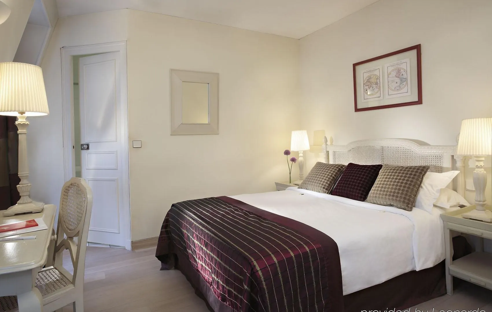 Tilsitt Etoile Hotell