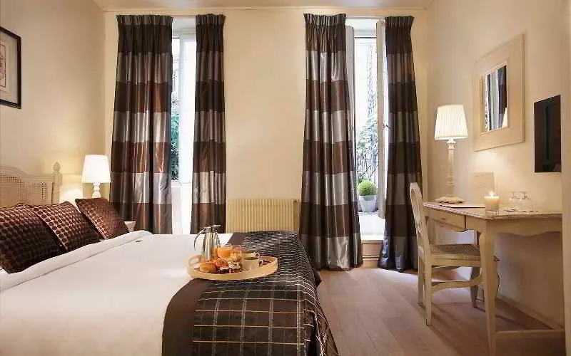 Tilsitt Etoile 3* Paris