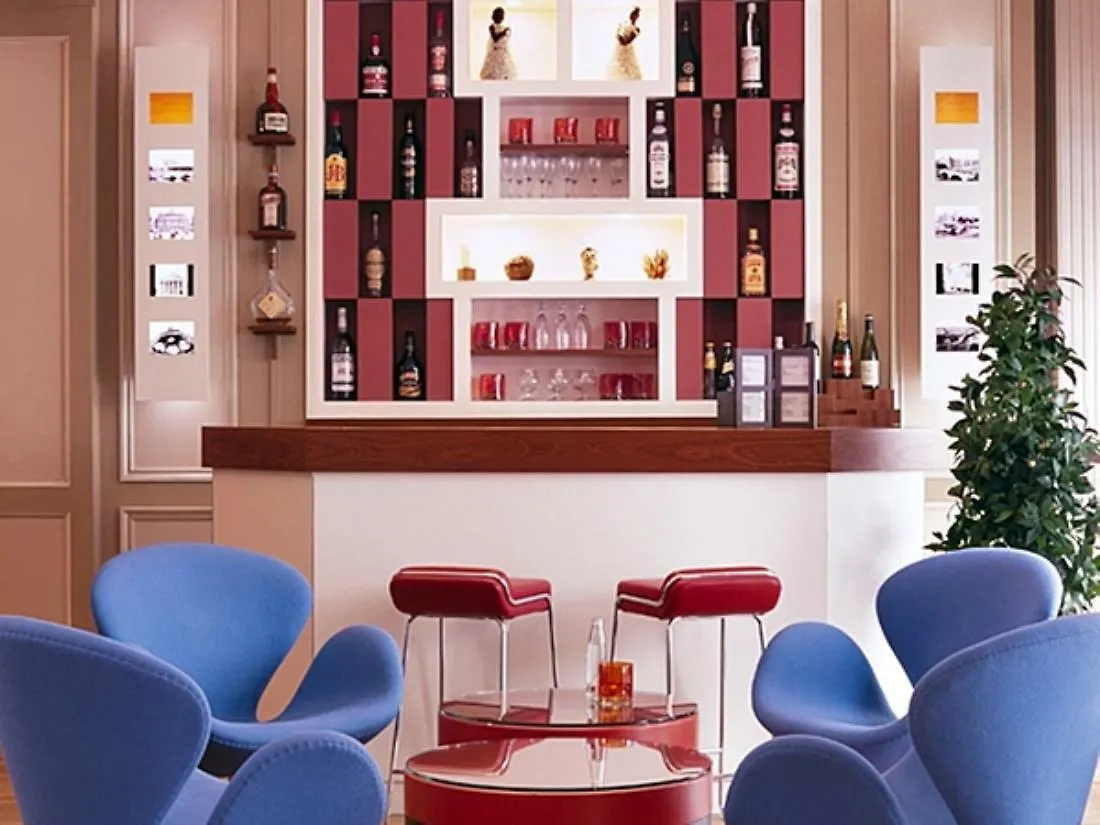 Tilsitt Etoile Hotell