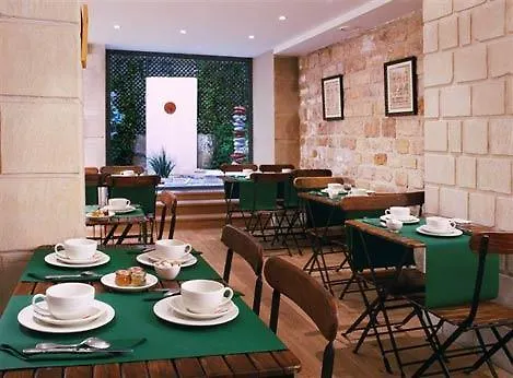 Zelie Otel Paris